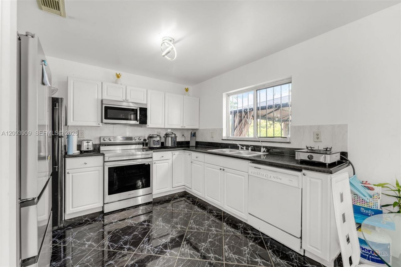 15815 SW 299th Ter , Homestead, FL 33033 Photo