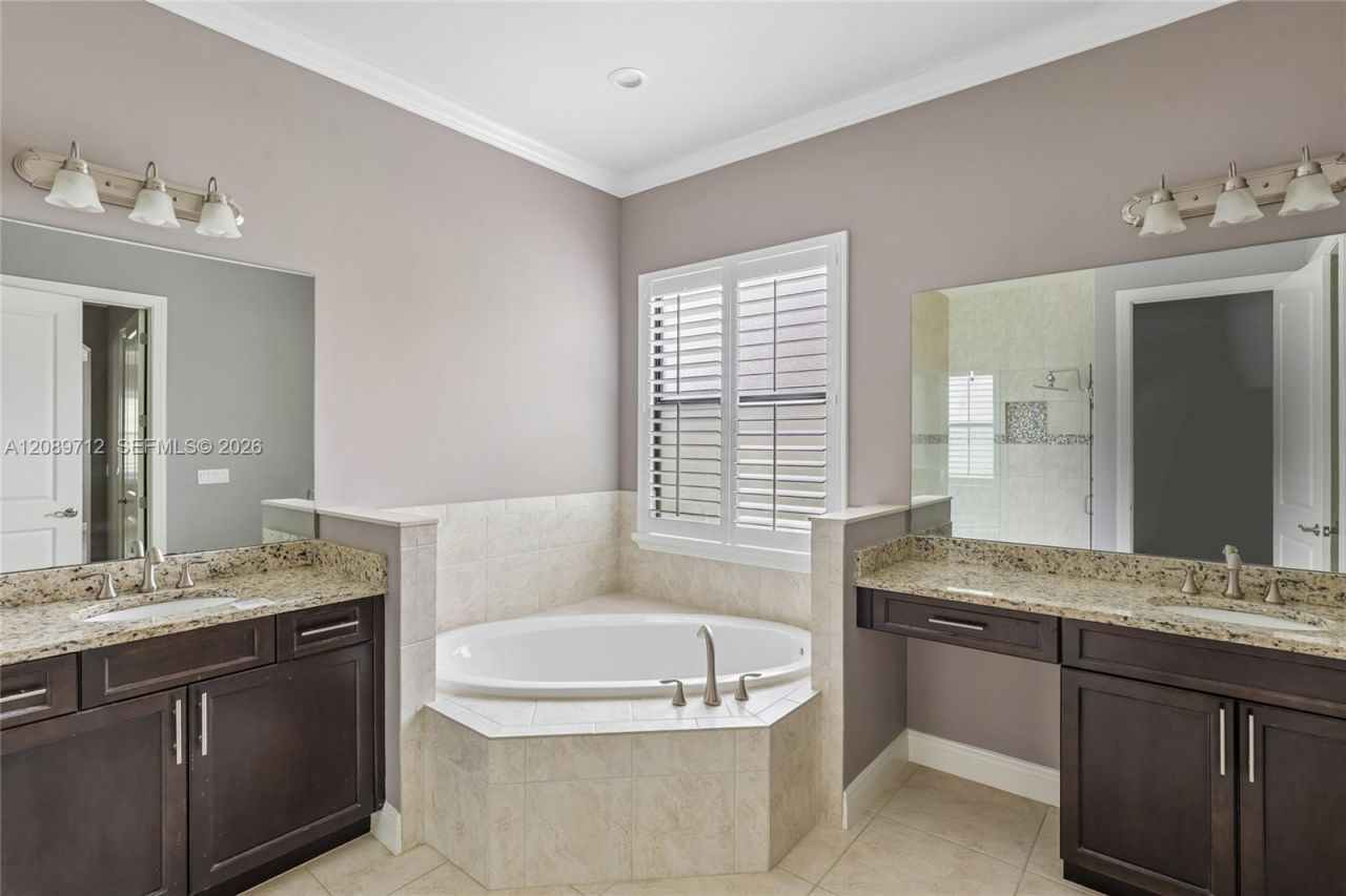 7990 NW 112th Ter, Parkland, FL 33076 Photo