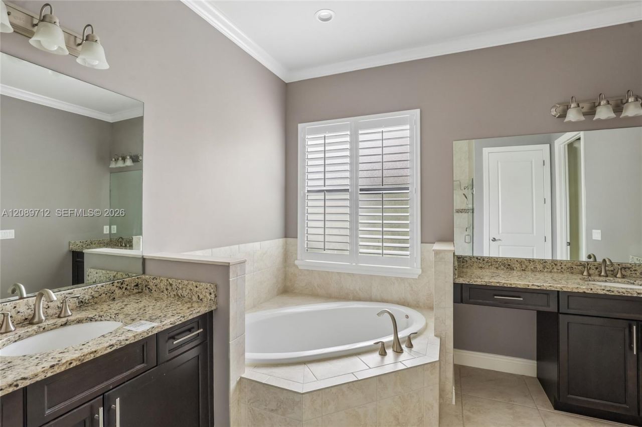 7990 NW 112th Ter, Parkland, FL 33076 Photo