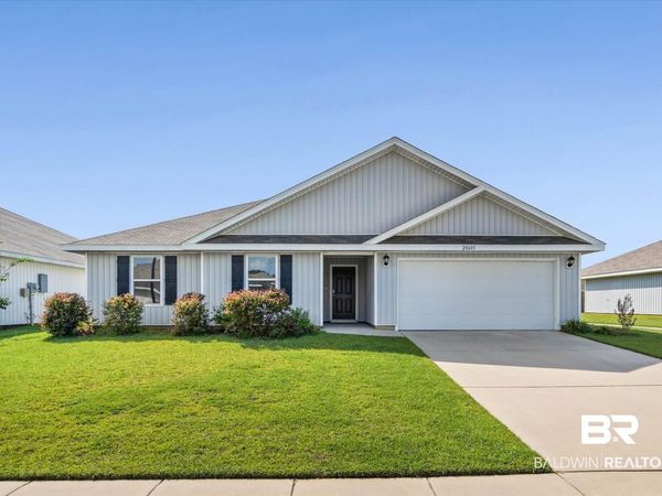 20603 Mercury Drive, Robertsdale, AL 36567