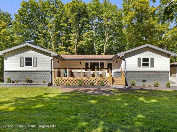 103 Park Place, Saugerties, NY 12477