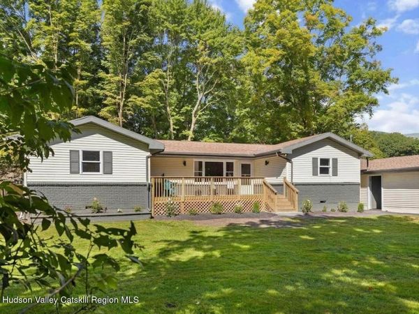 103 Park Place, Saugerties, NY 12477