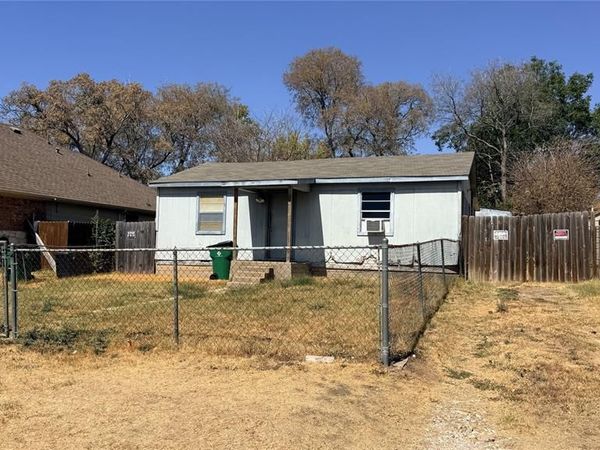 5212 Cowden Street, Sansom Park, TX 76114