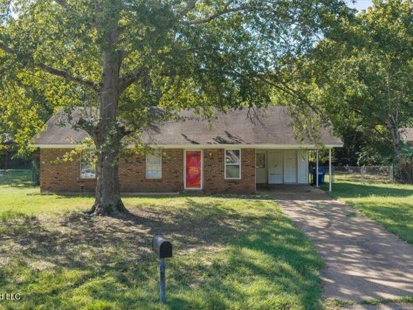 5161 Crestwood Cove, Horn Lake, MS 38637