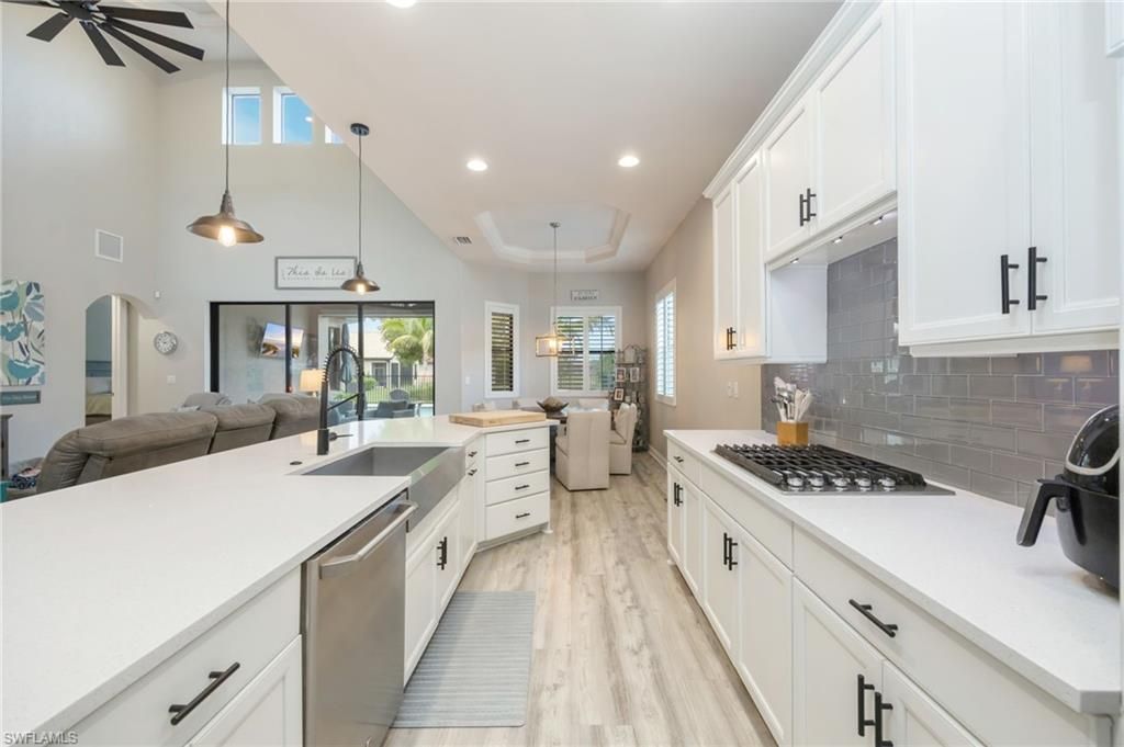 23277 Salinas Way , Bonita Springs, FL 34135 Photo