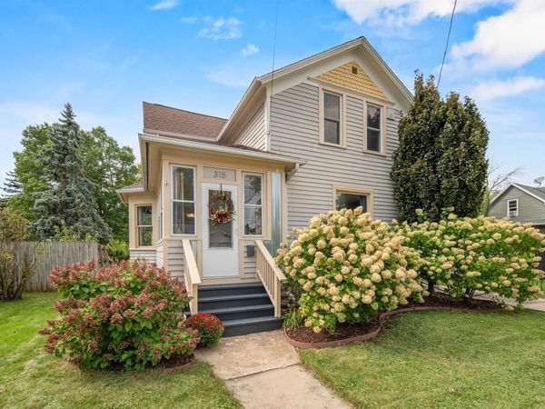 315 VAN STREET, Neenah, WI 54956