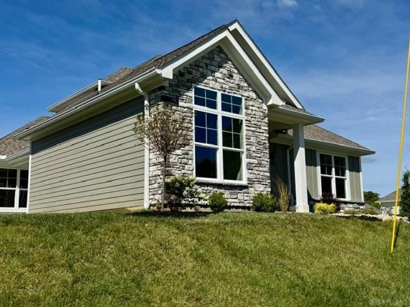 1401 N Fountain Boulevard, Springfield, OH 45504 Photo 2