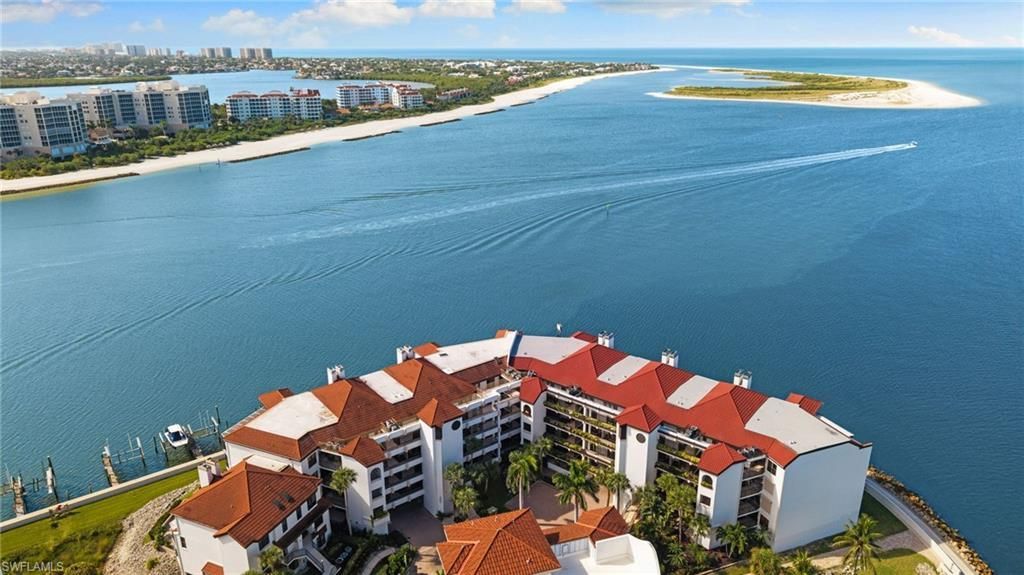 533 La Peninsula Blvd, Unit 533, Naples, FL 34113 Photo