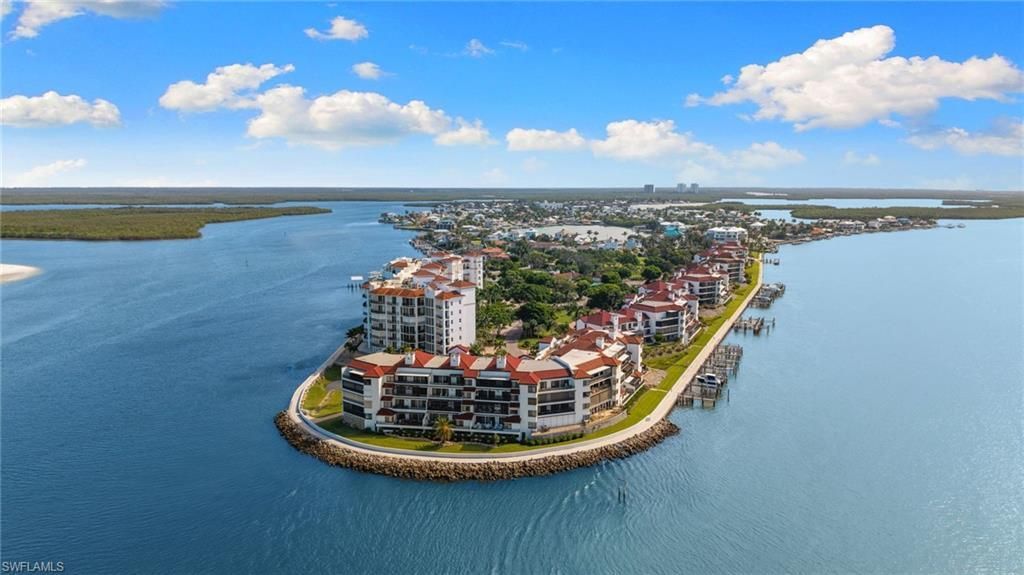 533 La Peninsula Blvd, Unit 533, Naples, FL 34113 Photo