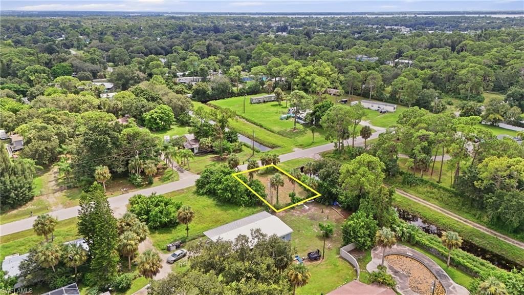7680 Marx Dr, North Fort Myers, FL 33917 Photo