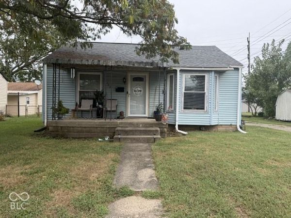 1821 Elm Street, Columbus, IN 47201