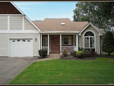 23 Sweet Bay Lane , Williamsville, NY 14221