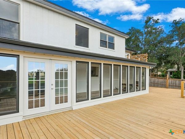 1562 Windmere, Canyon Lake, TX 78133