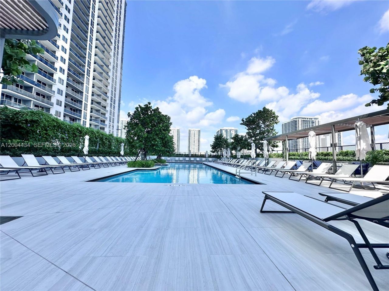 1400 Biscayne Blvd , Unit 402, Miami, FL 33132 Photo