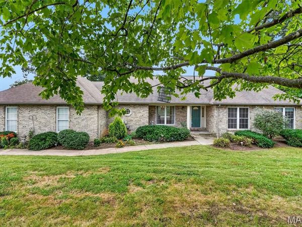 74 Forest Hills Drive, Washington, MO 63090