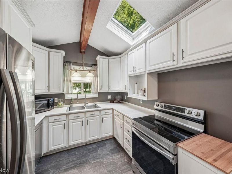 2790 Marks Road, Valley City, OH 44280 Photo 13