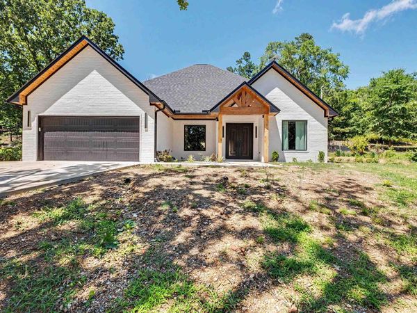 3011 Beauchamp road, Little Rock, AR 72210