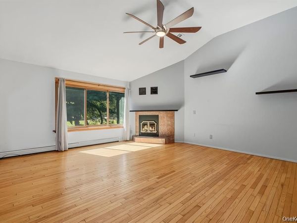 383 Route 32, Woodbury, NY 10917