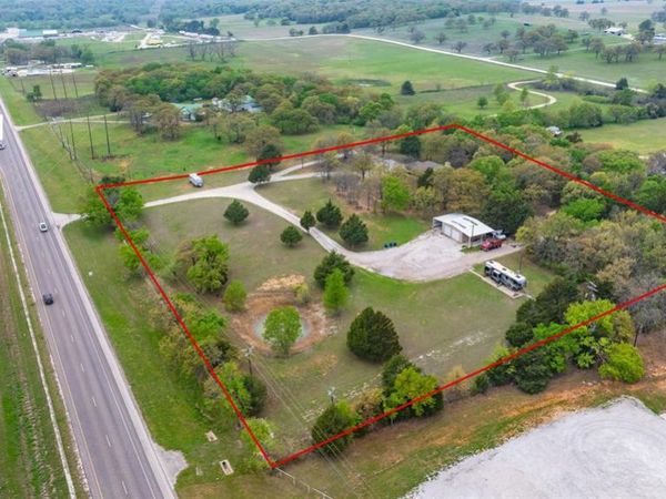 8059 E US Highway 82 , Gainesville, TX 76240