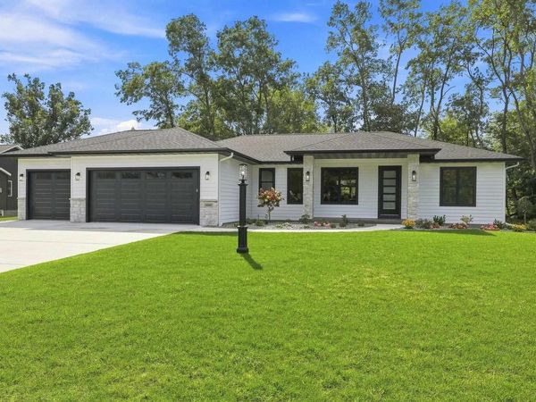 2321 BROOKE LANE, Stevens Point, WI 54481