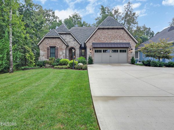 235 Forest Hill Drive, Crossville, TN 38558
