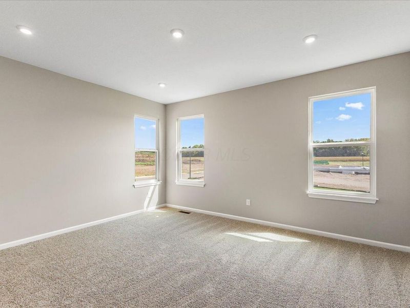 402 W Spielberg Circle, Springfield, OH 45505 Photo 11
