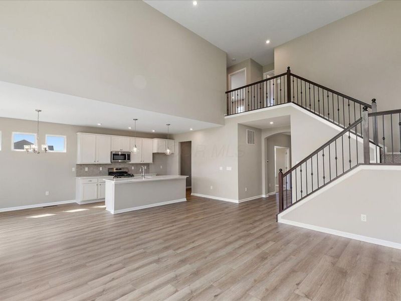 402 W Spielberg Circle, Springfield, OH 45505 Photo 8