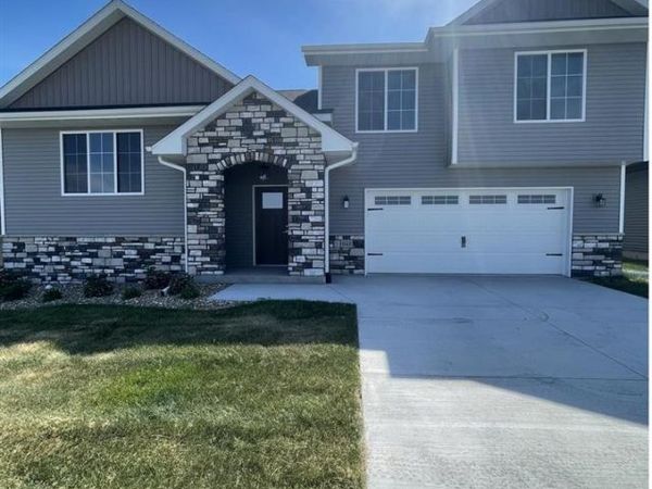 648 Aiden St, Iowa City, IA 52245