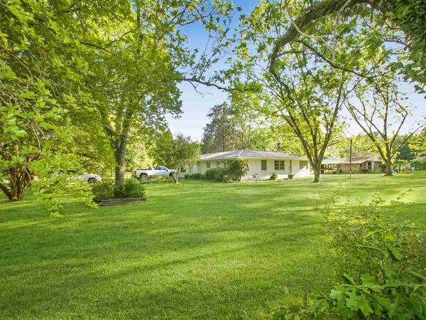 301 N Church Street, Florence, MS 39073