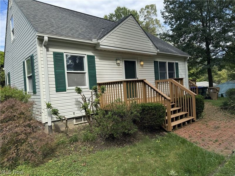 1505 Oneida Avenue, Cuyahoga Falls, OH 44221 Photo 1