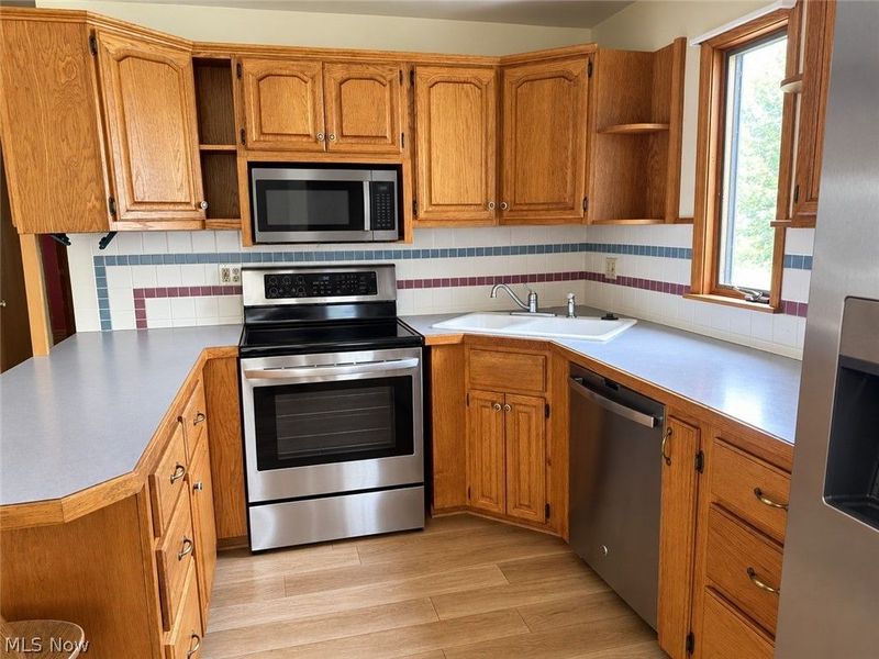1505 Oneida Avenue, Cuyahoga Falls, OH 44221 Photo 8