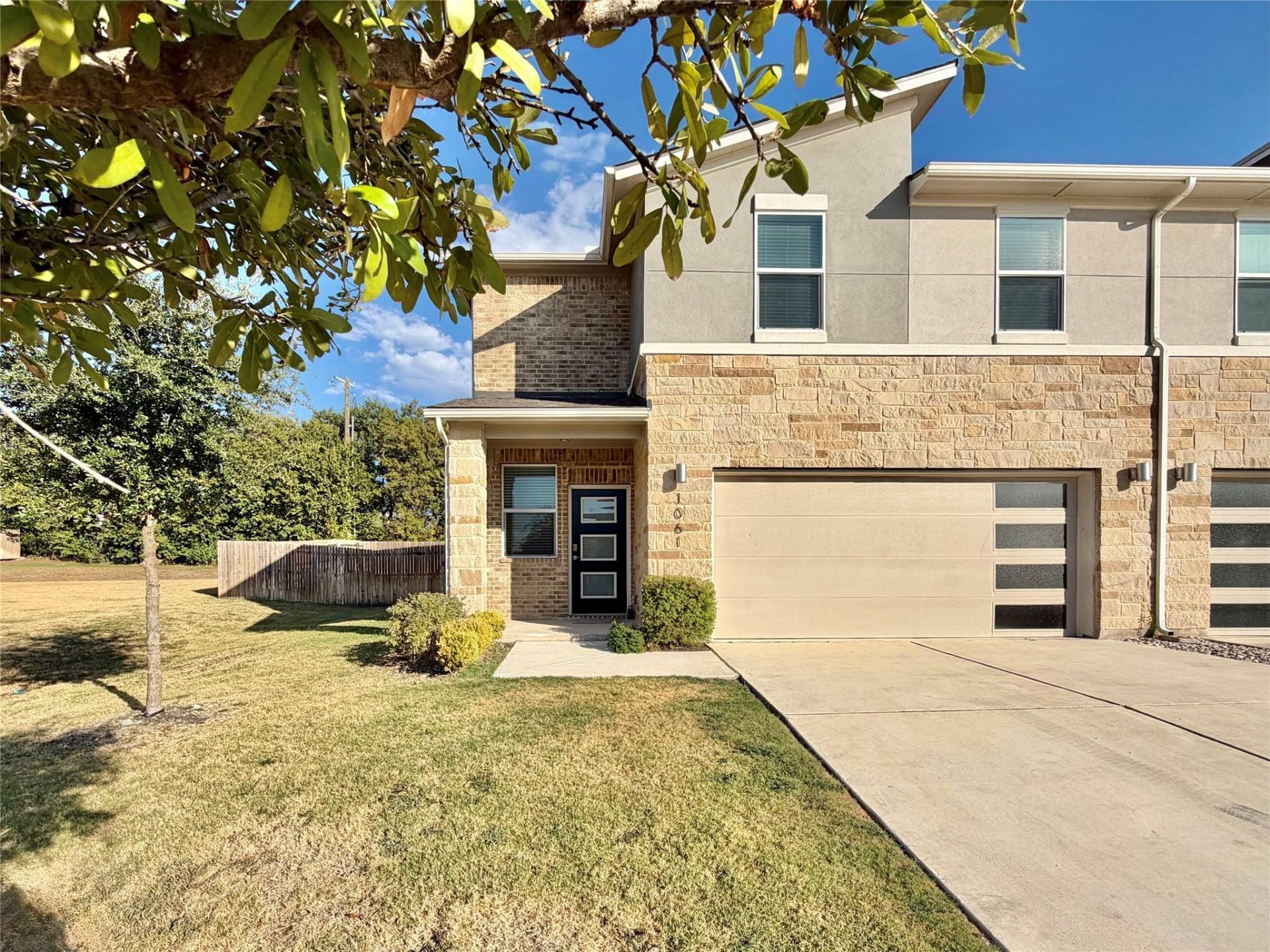 1061 Winnsboro Loop, Round Rock, TX 78664 Main Photo