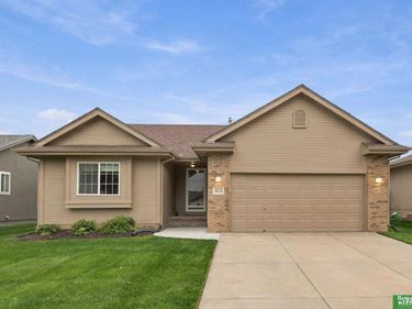 2616 N 189 Street, Omaha, NE 68022