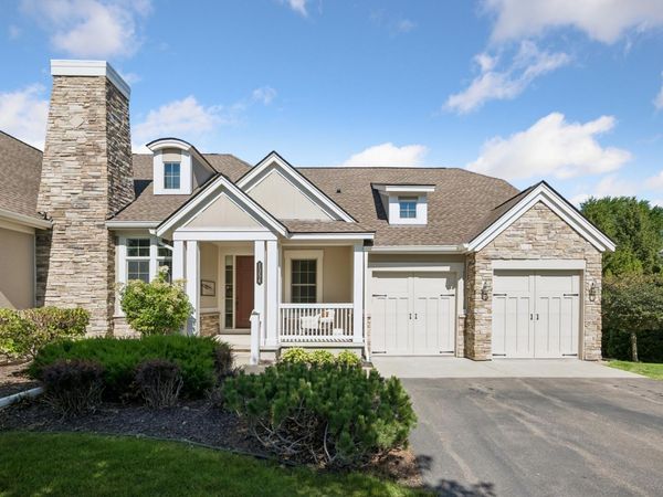 1354 Riverside Lane, Mendota Heights, MN 55118