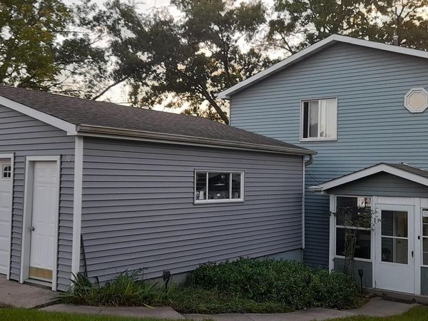 30 N Lilac Ave Avenue , Fox Lake, IL 60020