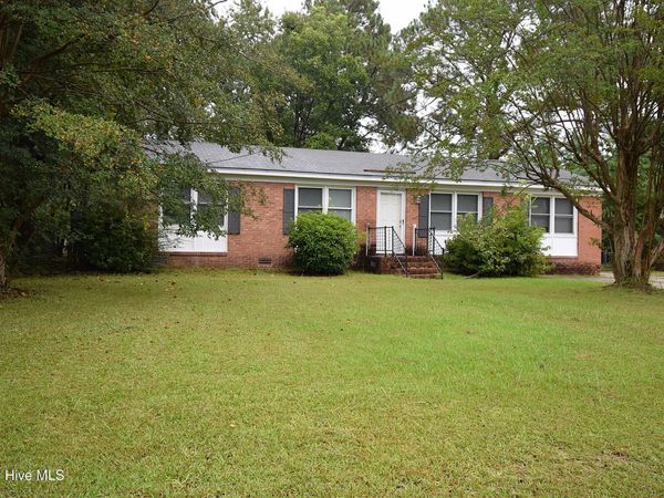 433 Drexel Lane , Winterville, NC 28590