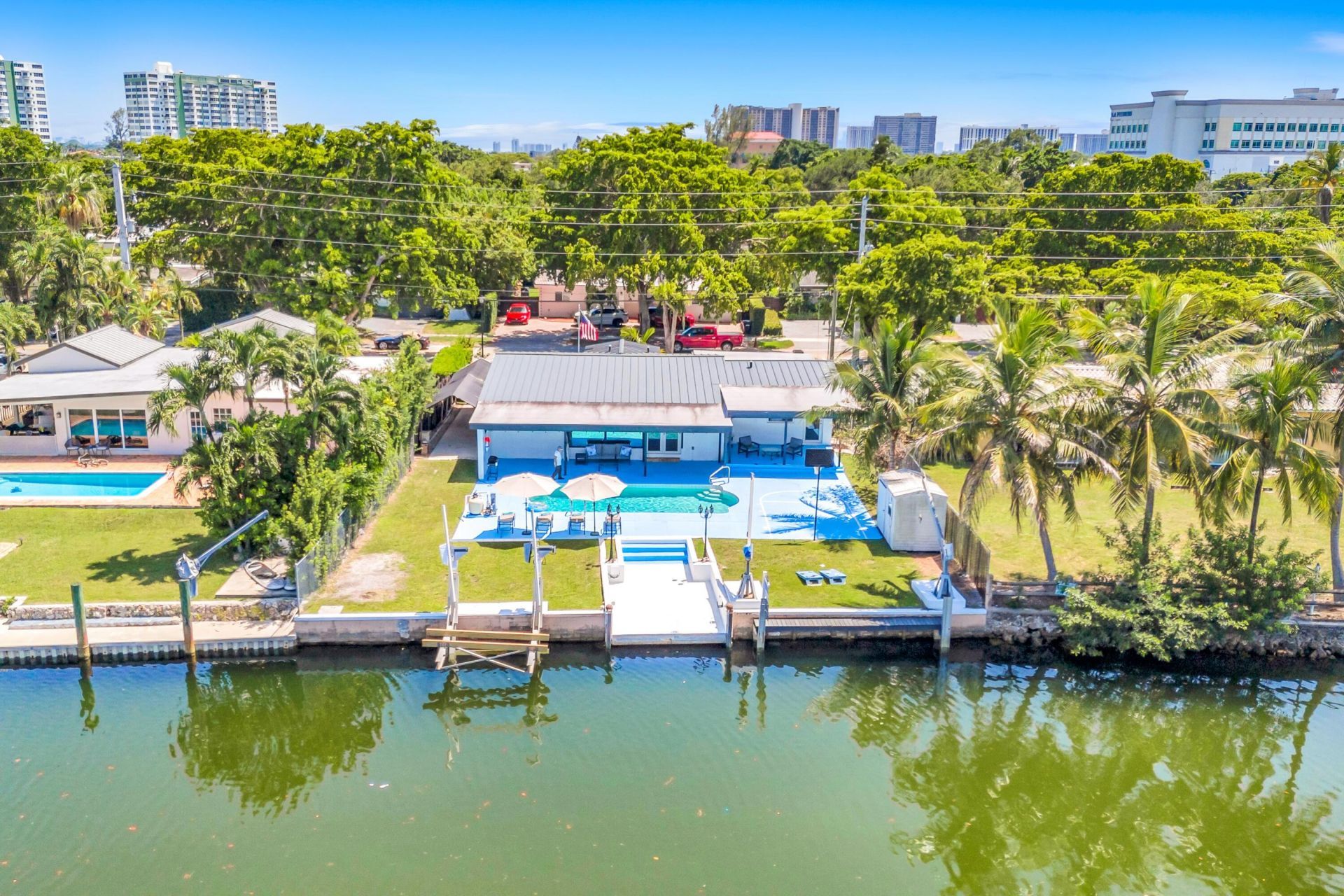 1875 Keystone Boulevard, North Miami, FL 33181 Photo