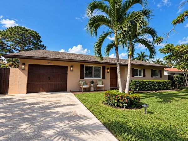 255 NW 6TH Street, Boca Raton, FL 33432