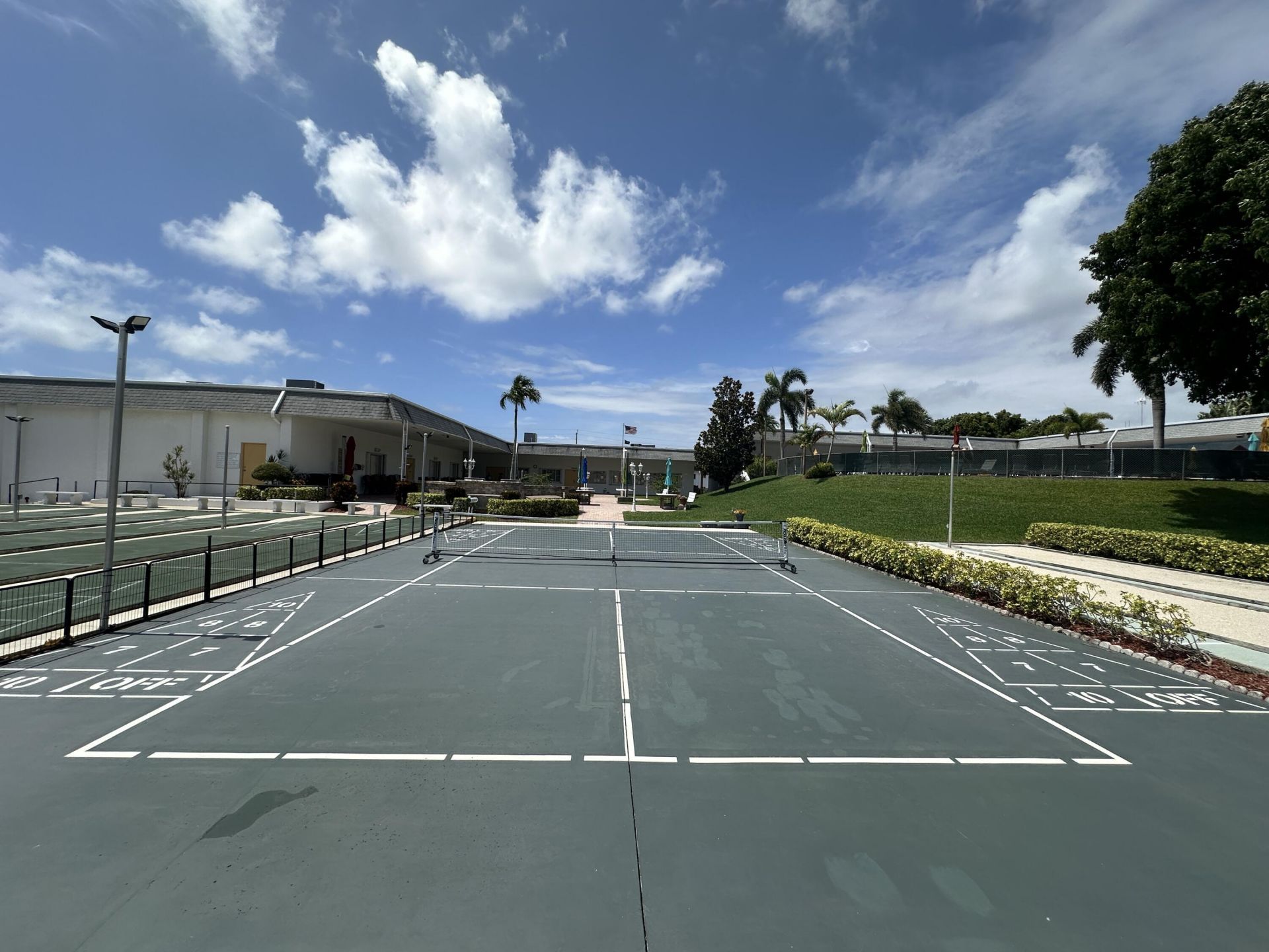 3240 Lake Osborne Drive, Unit 208, Lake Worth Beach, FL 33461 Photo