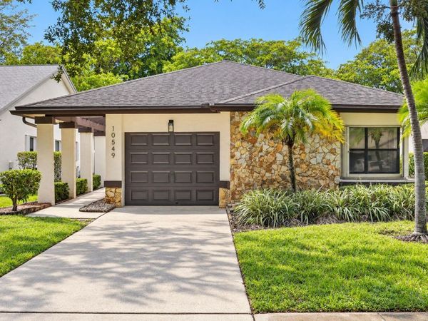 10549 Fern Tree Way, Boynton Beach, FL 33436