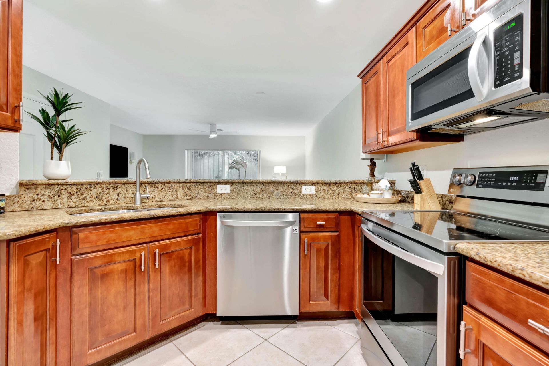 2760 SE Birmingham Drive, Stuart, FL 34994 Photo