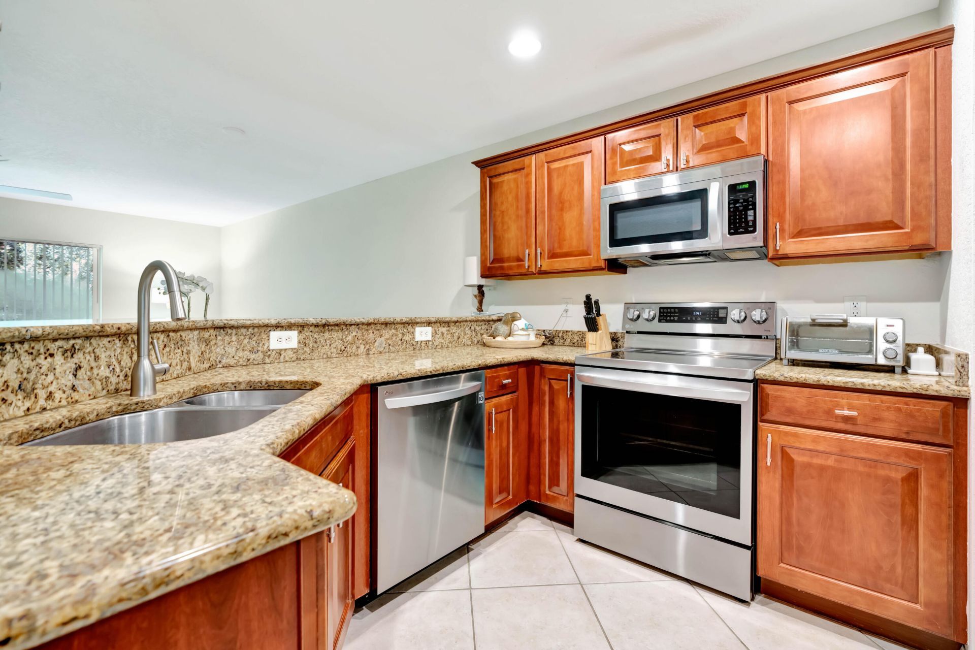 2760 SE Birmingham Drive, Stuart, FL 34994 Photo