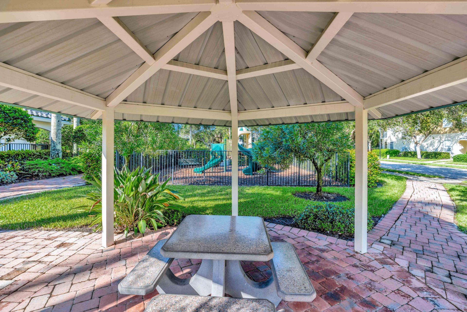 2760 SE Birmingham Drive, Stuart, FL 34994 Photo