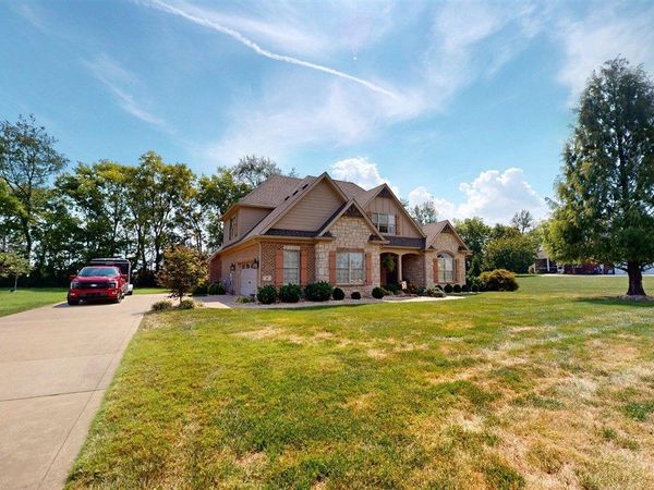 132 Grand Teton Way , Bowling Green, KY 42104