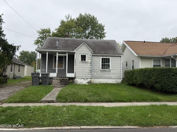1033 N Central Avenue, Lima, OH 45801