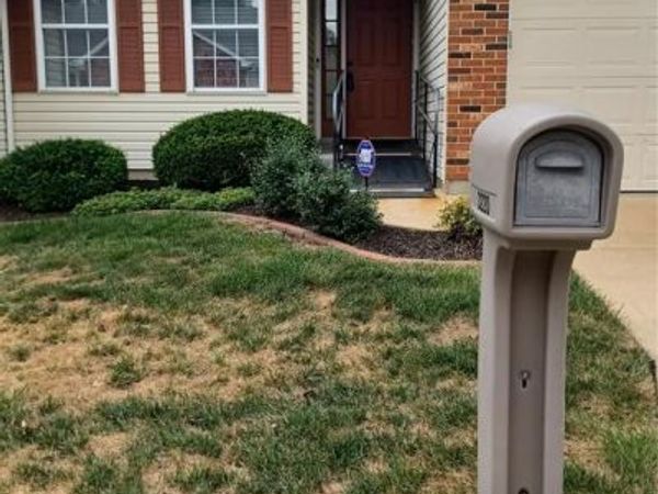 3220 Mehl Crossing Court, Mehlville, MO 63129
