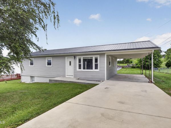 405 Holston Heights Dr. Drive, Glade Spring, VA 24340