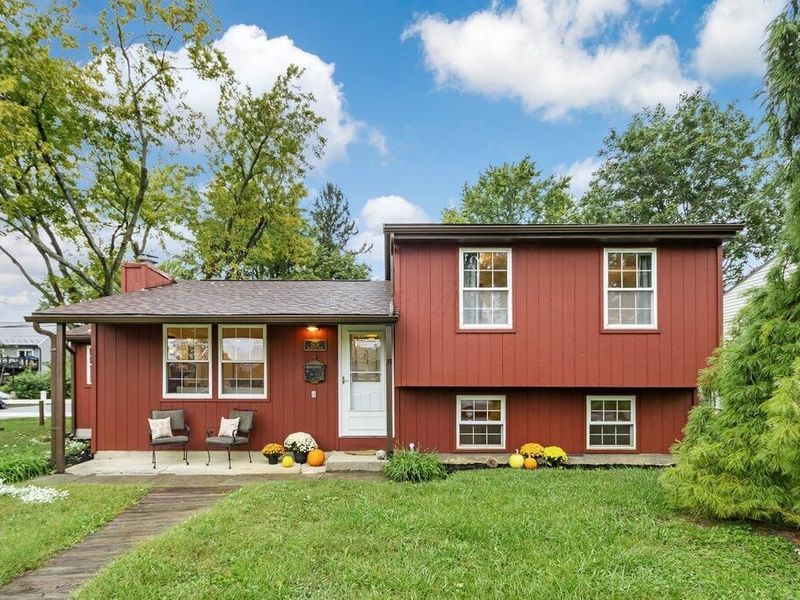 2636 Brunswick Drive, Grove City, OH 43123 Photo 2