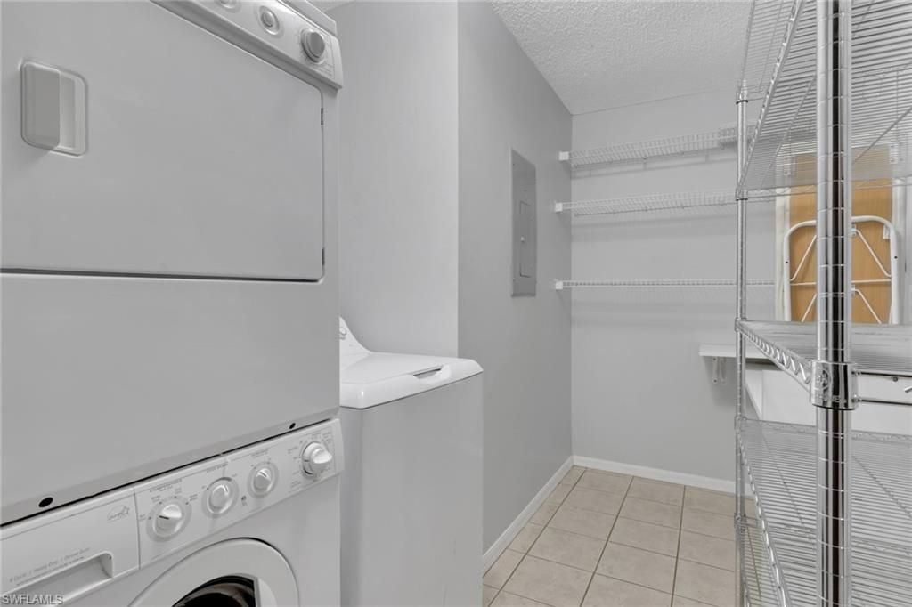 5634 Woodmere Lake Cir , Unit B203, Naples, FL 34112 Photo