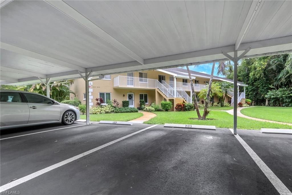 5634 Woodmere Lake Cir , Unit B203, Naples, FL 34112 Photo